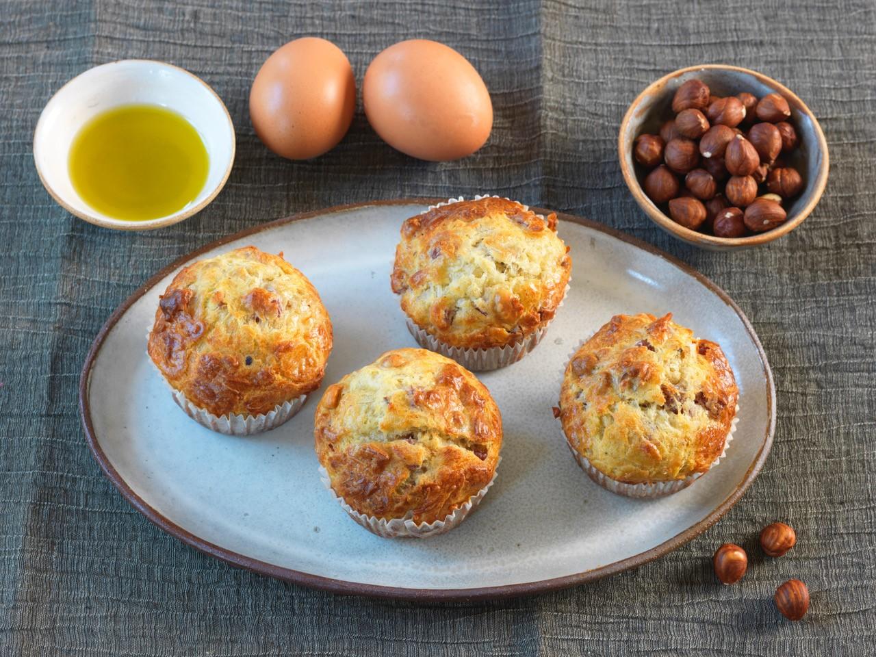 Muffins au saucisson sec et noisettes Muffins au saucisson sec et noisettes